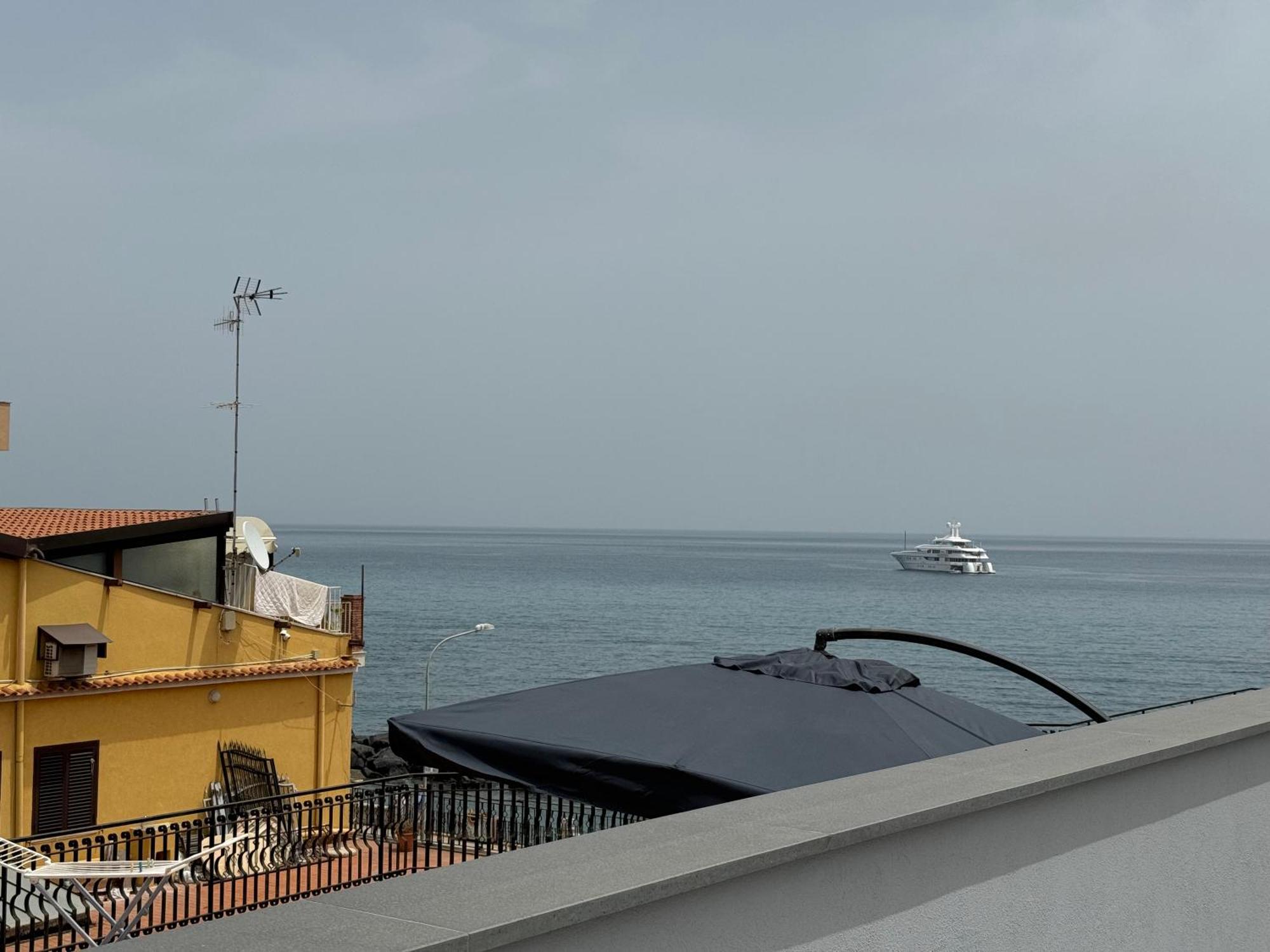 Naxos Marina Bay Panzió Giardini-Naxos Kültér fotó